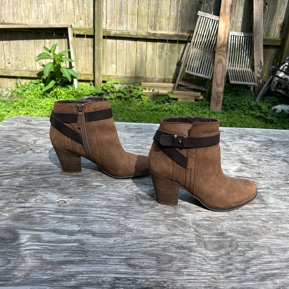 [Franco‎ Sarto] Brown Leather Side Zip Heeled Ankle Boots size 7.5 - Picture 1 of 10